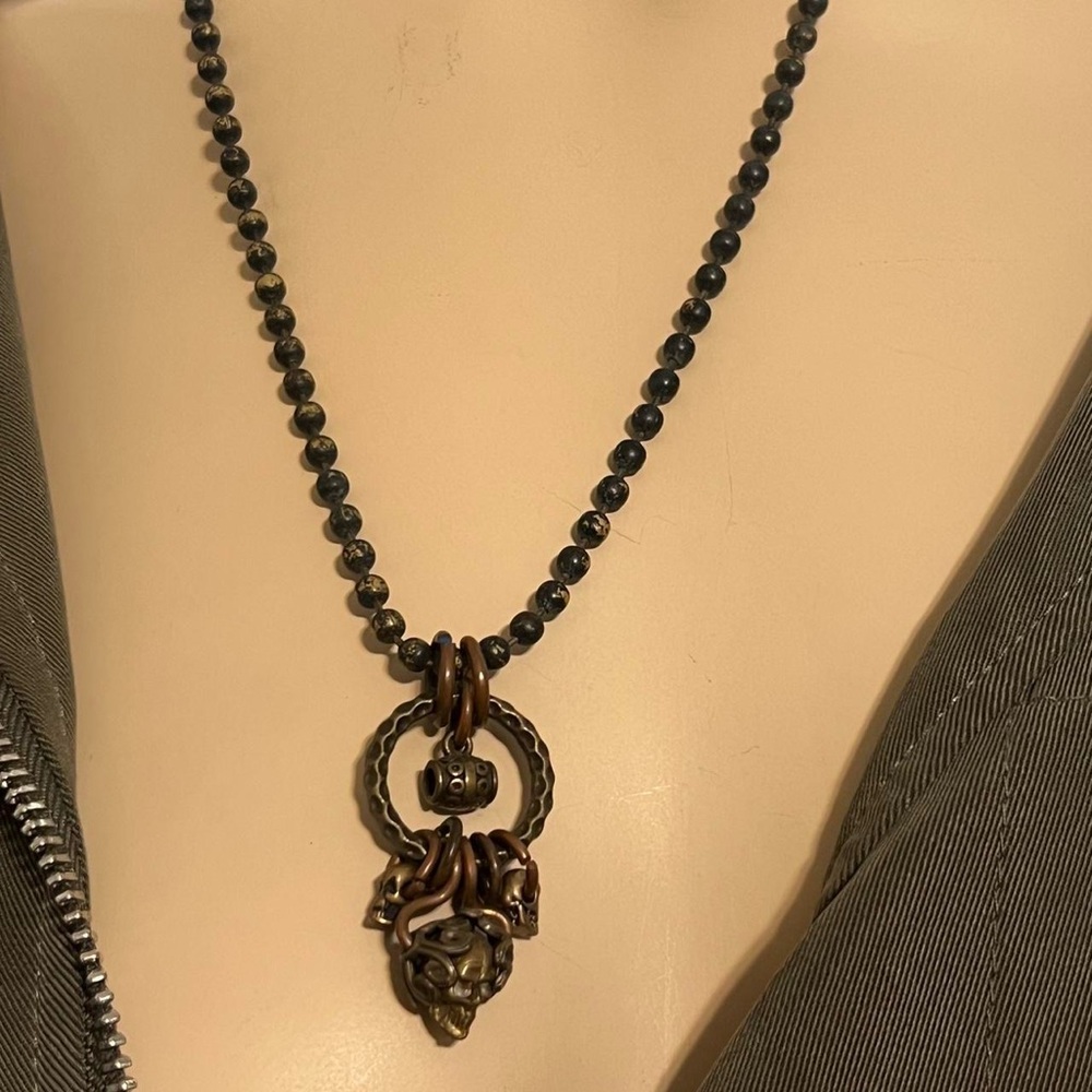 Chic Black and Bronze Necklace